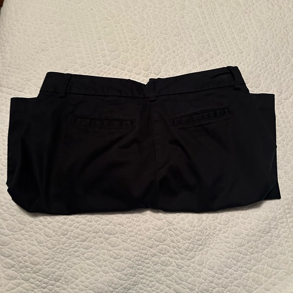 Tommy Hilfiger shorts - Picture 3 of 4